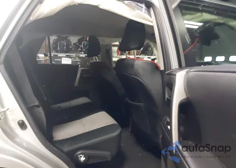 2021 Toyota 4Runner Sr5 z USA, uszkodzony, nr VIN JTEMU5JR7M5881896